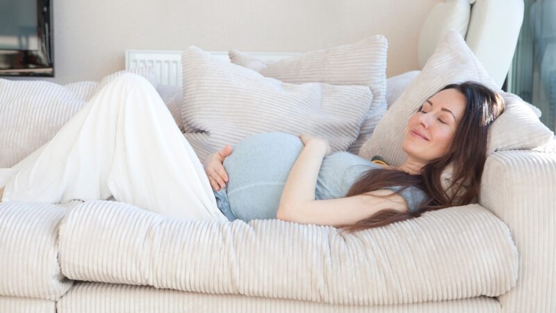 【保存版】妊婦は夏にどのくらいお水を飲んだ方が良いの？