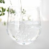 赤ちゃんに与えるお水の最適な温度は？