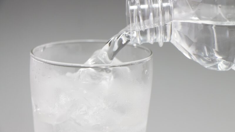 ミネラルウォーターの賞味期限ってあるの？