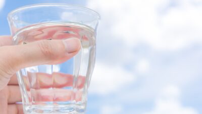 ダイエットに効果的な水分の摂取量とは？