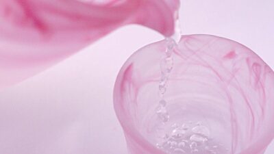 ダイエット中、寝る前に水分を摂った方がよいの？