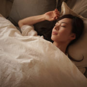 ダイエット中、寝る前の水分は何が良いの？
