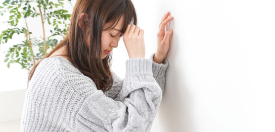 ダイエット時に頭痛が起こるのは水分が原因？