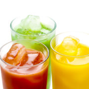 逆効果になるダイエット中の水分補給方法とは？