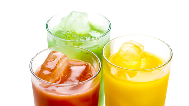 逆効果になるダイエット中の水分補給方法とは？