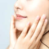 顔のむくみ解消ってできる？