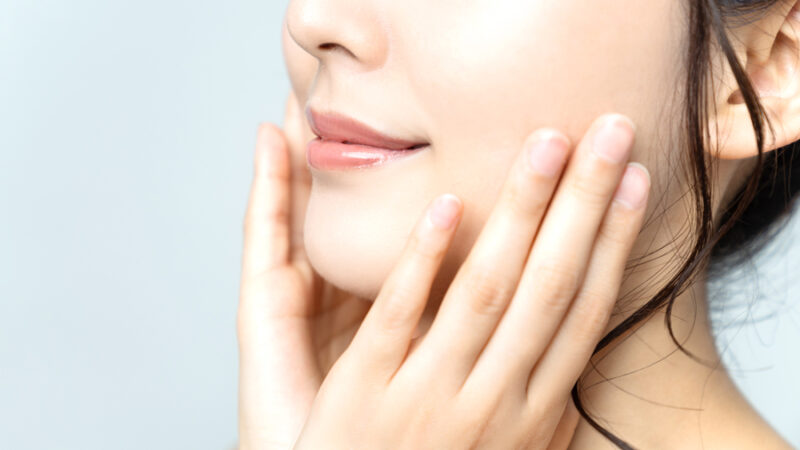 顔のむくみ解消ってできる？