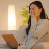 【保存版】寝る前にお水を飲むとニキビ改善に効果があるって本当？