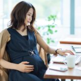 【保存版】妊娠中の水分補給、選ぶべき飲み物や摂取量は？