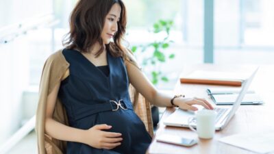 【保存版】妊娠中の水分補給、選ぶべき飲み物や摂取量は？