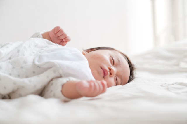 赤ちゃんのしゃっくり、頻度・原因から対処法まで徹底解説！