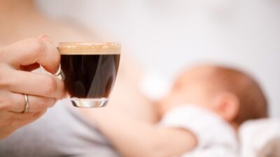 赤ちゃんにカフェインは影響ある？含まれる飲み物と注意点